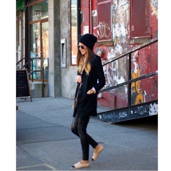 💚CHANEL Espadrille Flats Cap Toe Tan Black - Picture 7 of 16